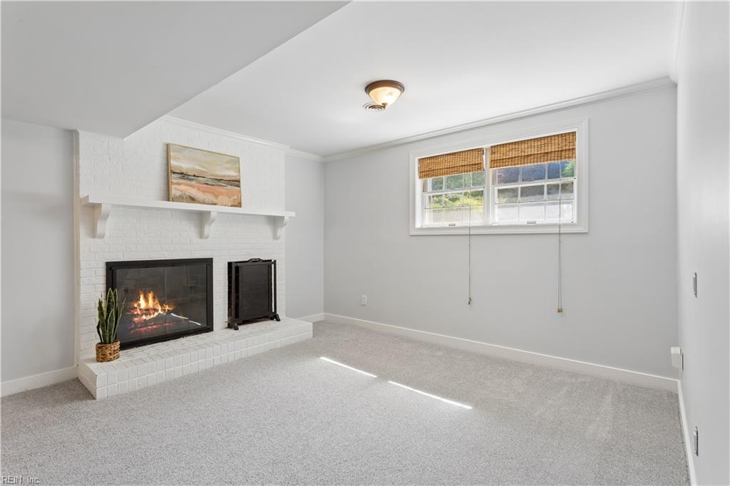11 Royall Pl Property Photo 27