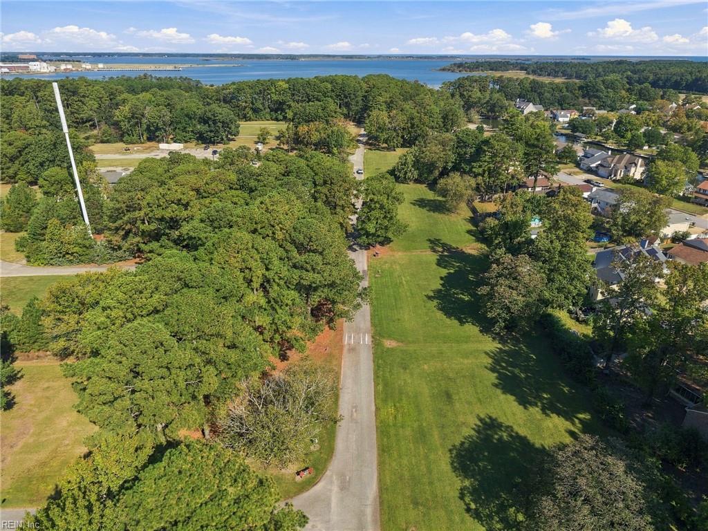 9 Sea Cove Ct Property Photo 3