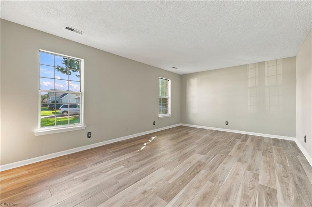 9 Sea Cove Ct Property Photo 7