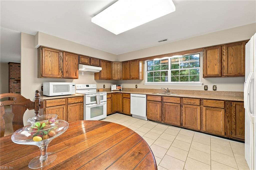 9 Sea Cove Ct Property Photo 18