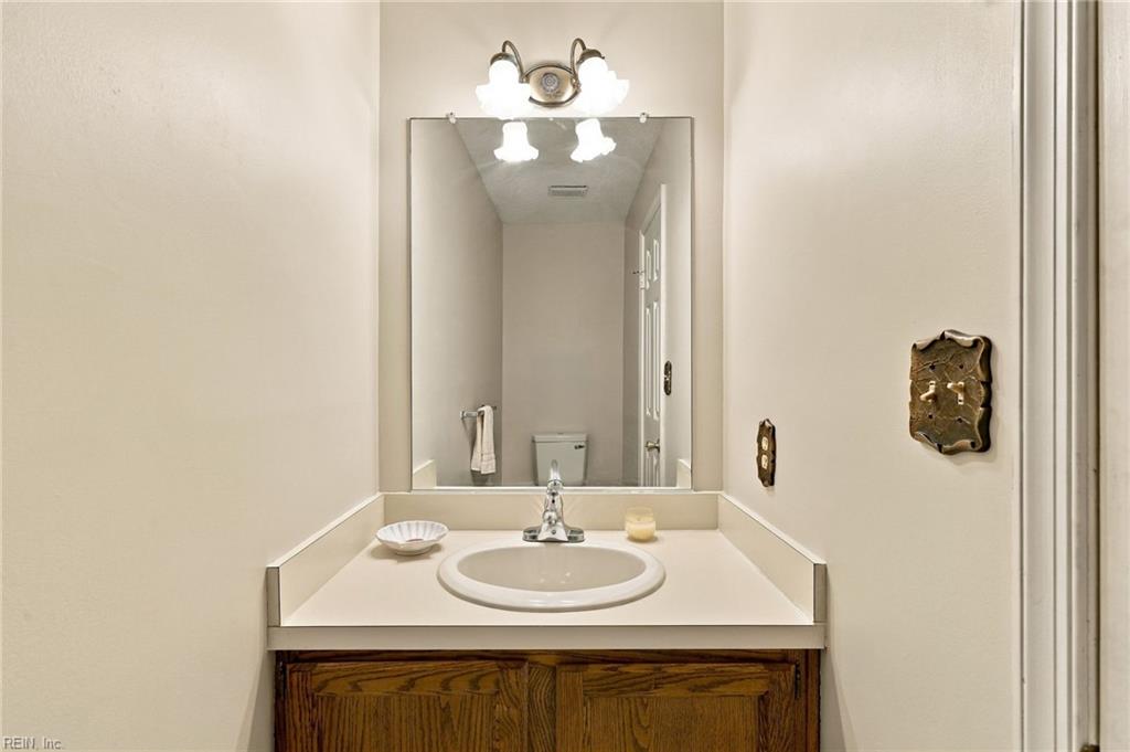9 Sea Cove Ct Property Photo 28