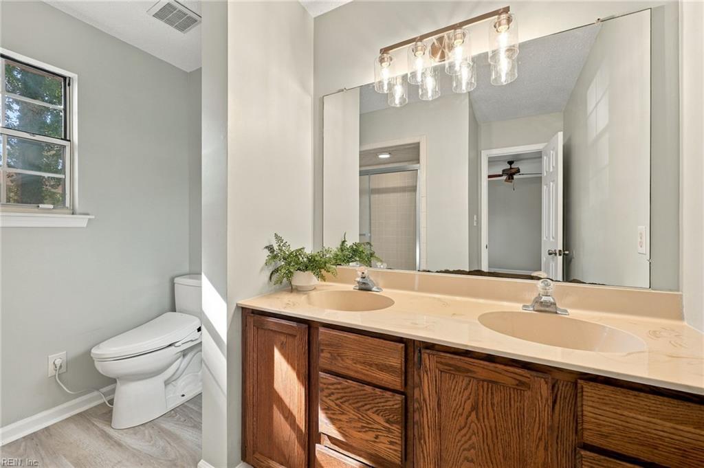 9 Sea Cove Ct Property Photo 32