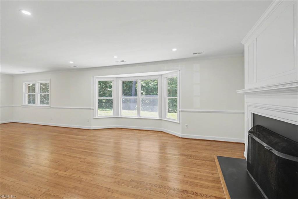 110 Artillery Rd Property Photo 6