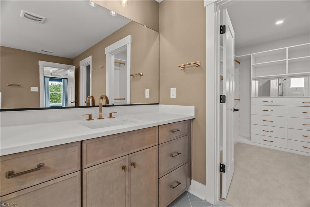 118 Brassy St Property Photo 32