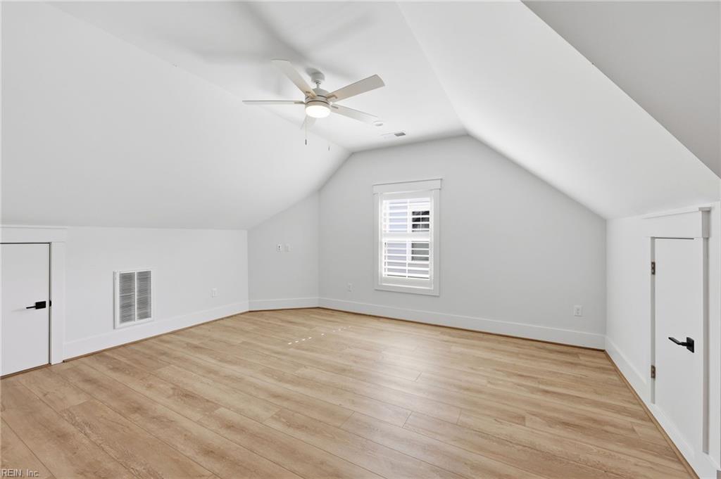 509 20th St Property Photo 18