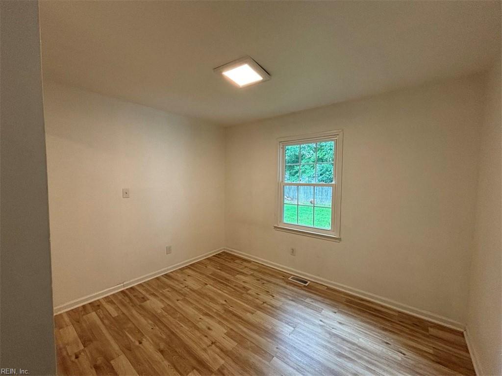163 Alva Cir Property Photo 7
