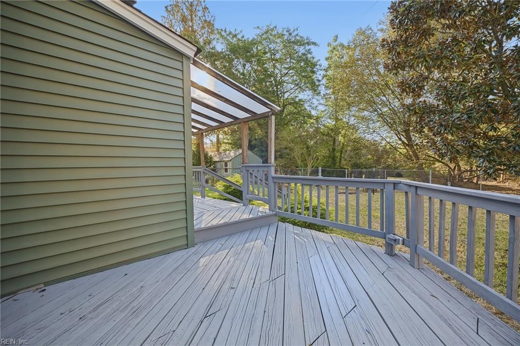 159 Columbia Ave Property Photo 39