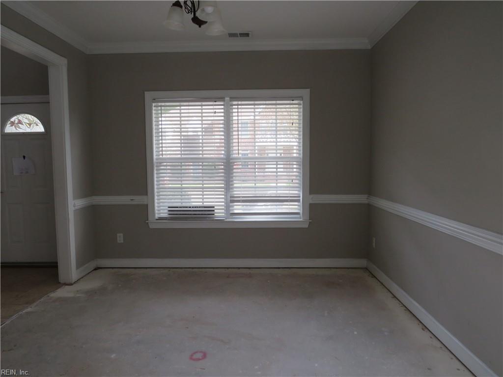 1004 Poquoson Xing Property Photo 5