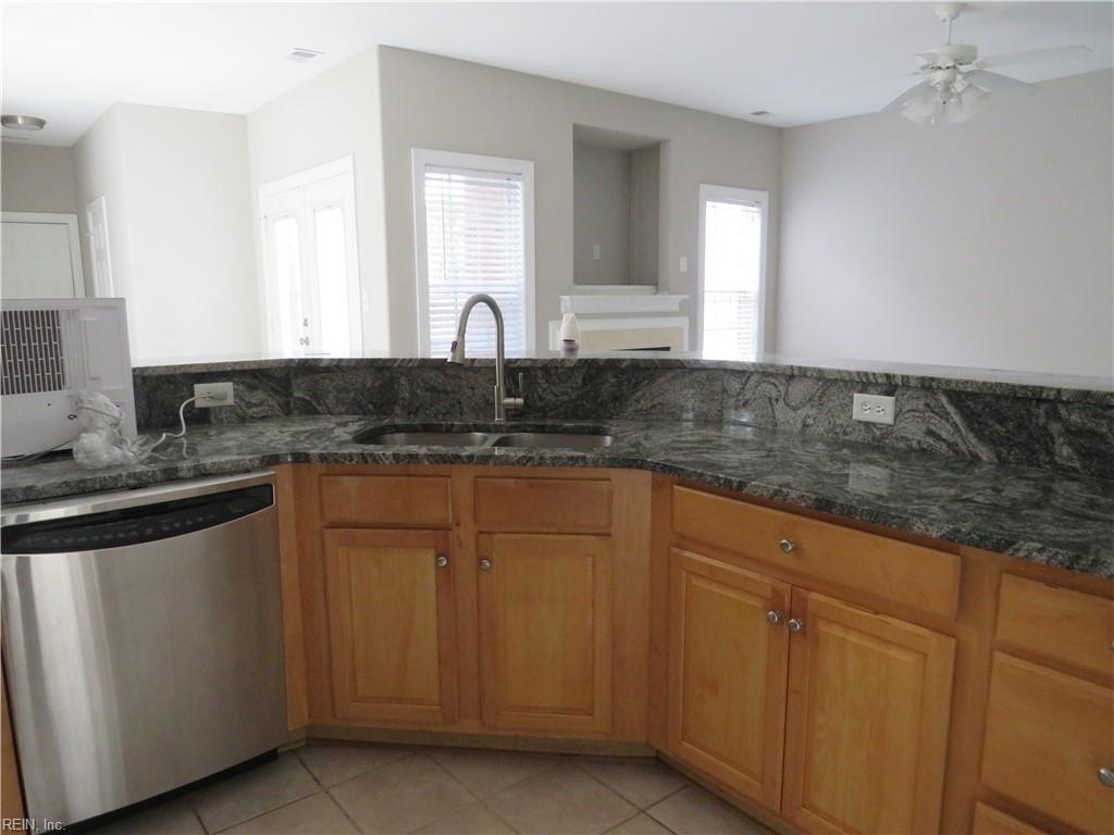 1004 Poquoson Xing Property Photo 7