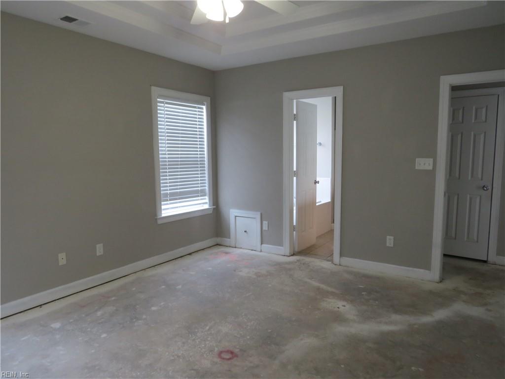 1004 Poquoson Xing Property Photo 15