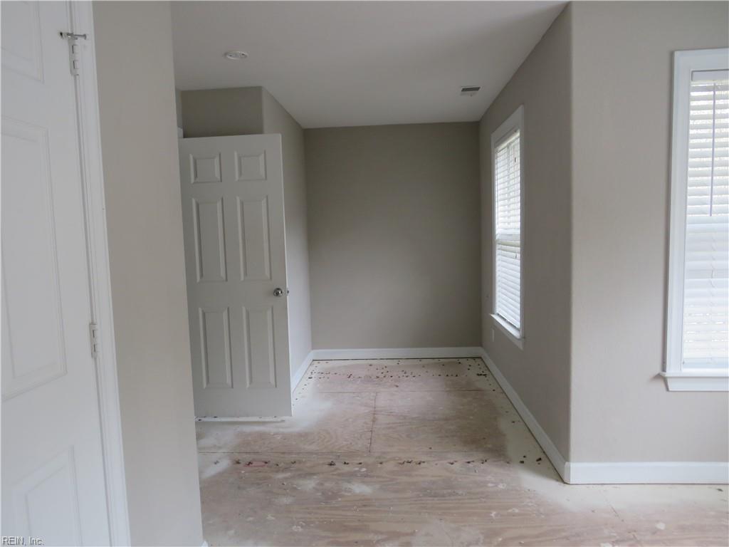 1004 Poquoson Xing Property Photo 22