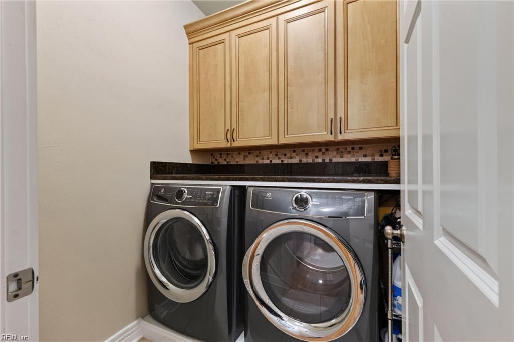 1864 Mayberry Dr Property Photo 15