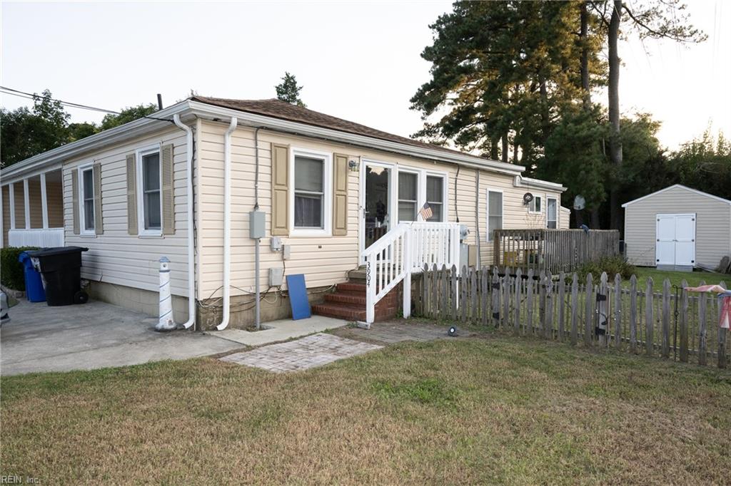 3904 Marsha St Property Photo 16