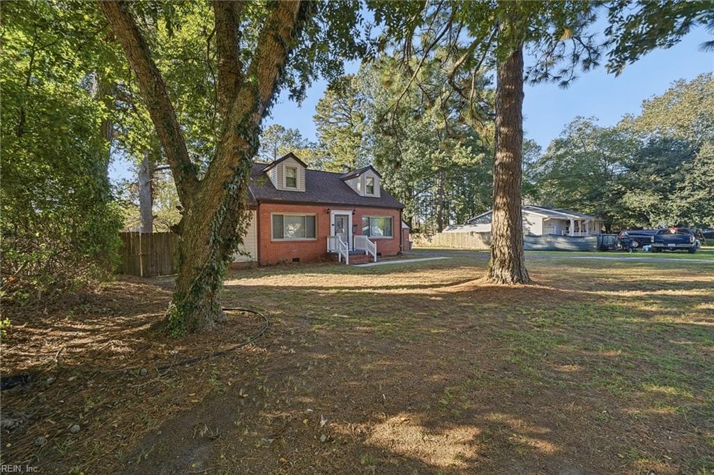 521 Rogers Ave Property Photo 2