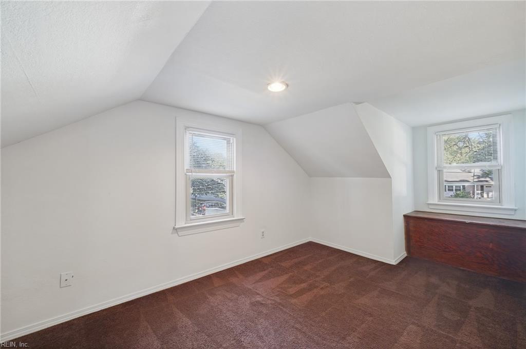 521 Rogers Ave Property Photo 19