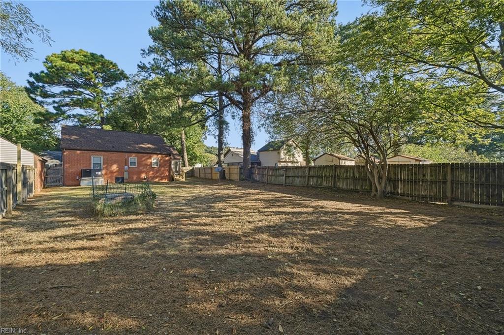 521 Rogers Ave Property Photo 27