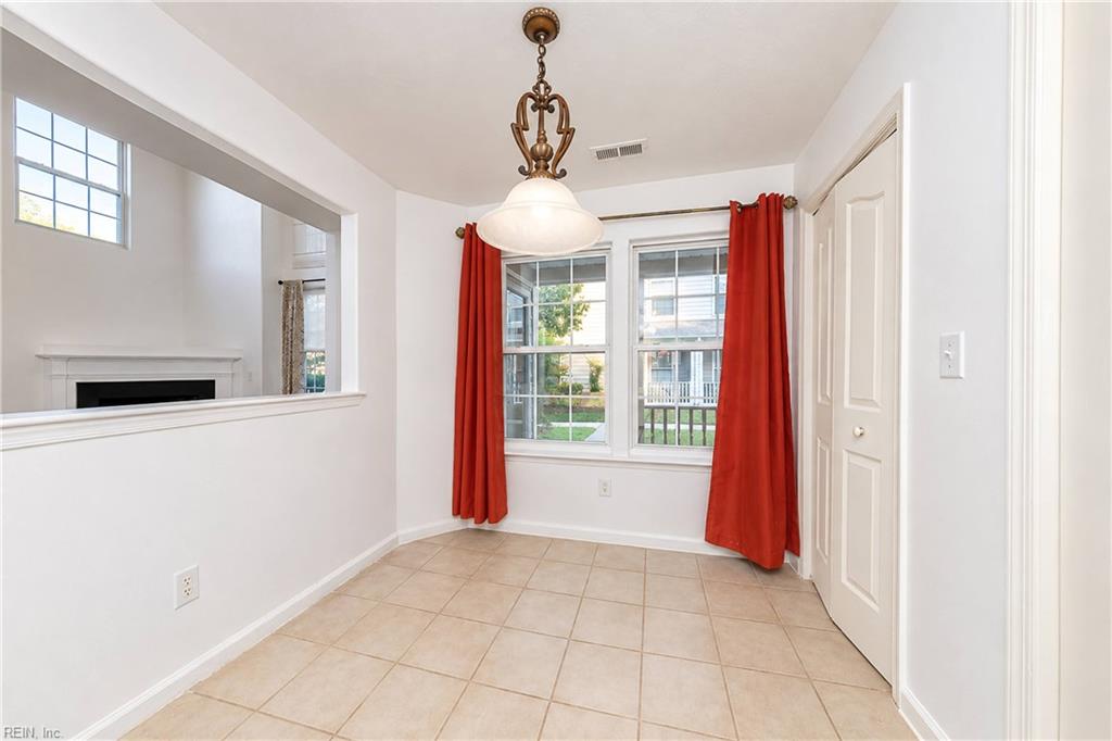150 White Cedar Ln Property Photo 6