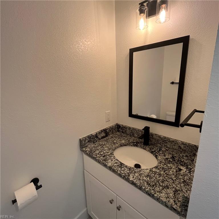 1262 W Ocean View Ave Property Photo 12