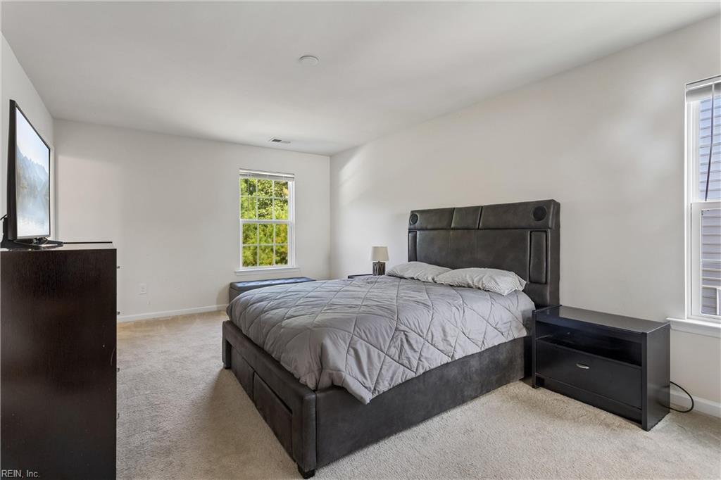 5864 Pilmour Dr Property Photo 24