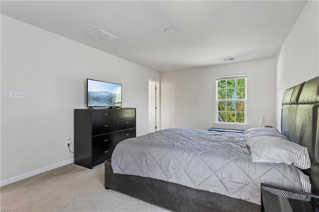 5864 Pilmour Dr Property Photo 25
