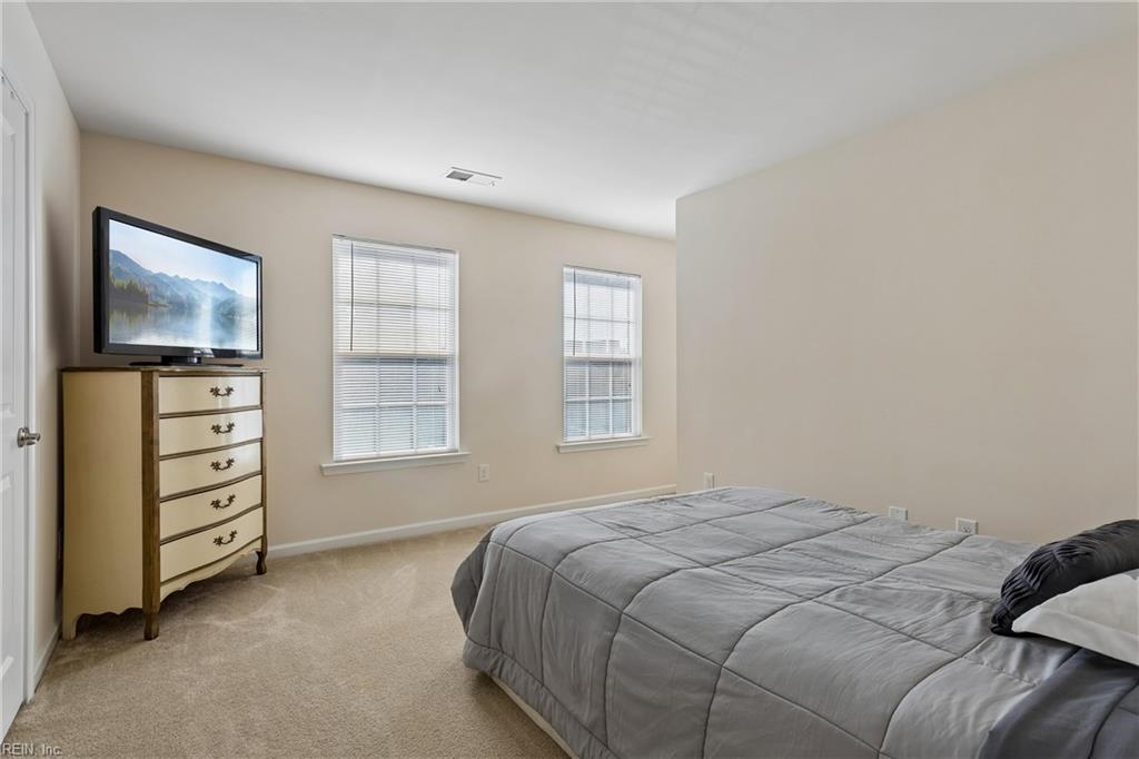 5864 Pilmour Dr Property Photo 30