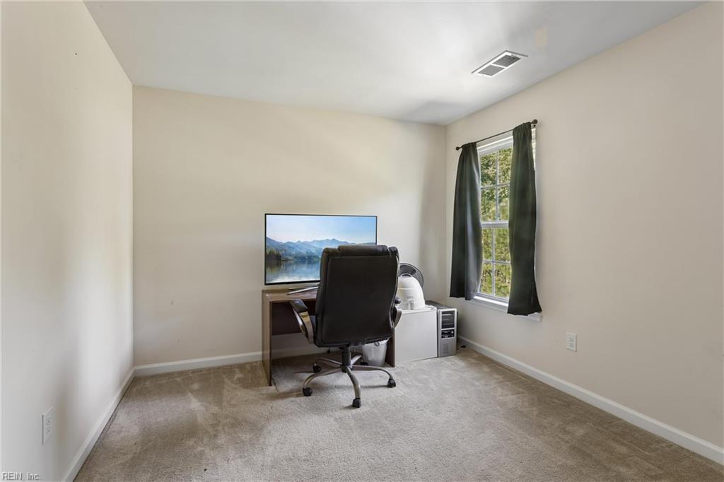 5864 Pilmour Dr Property Photo 34