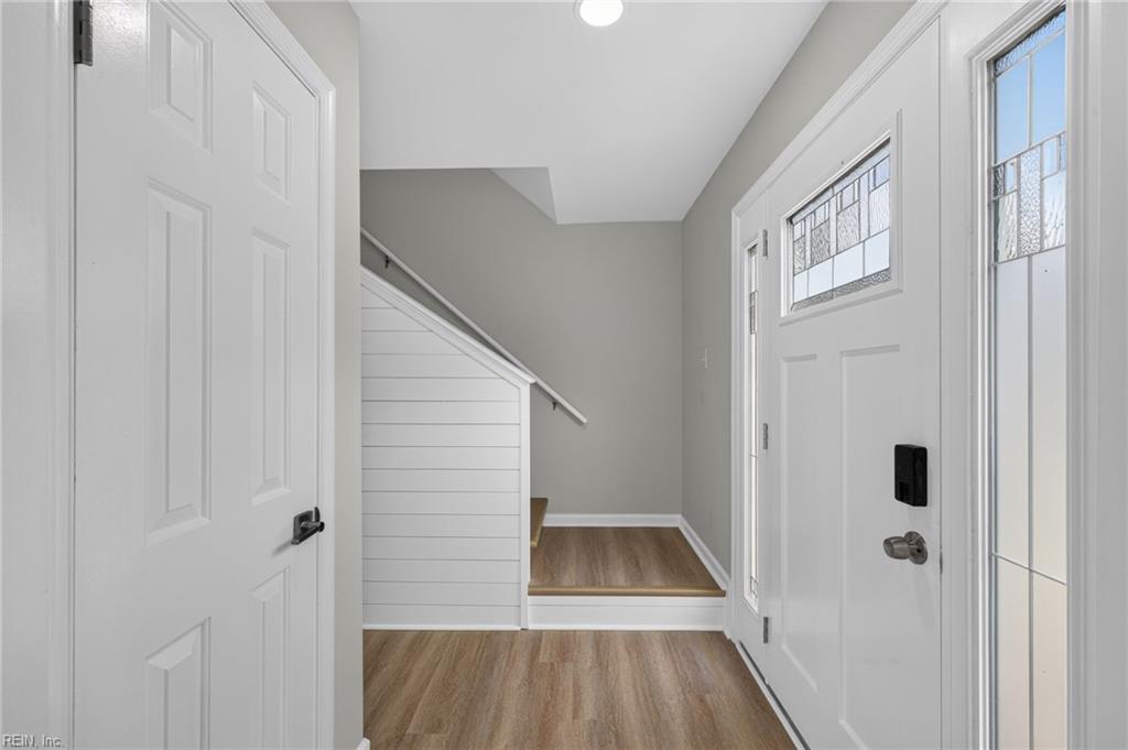 753 Helmsdale Way Way Property Photo 4