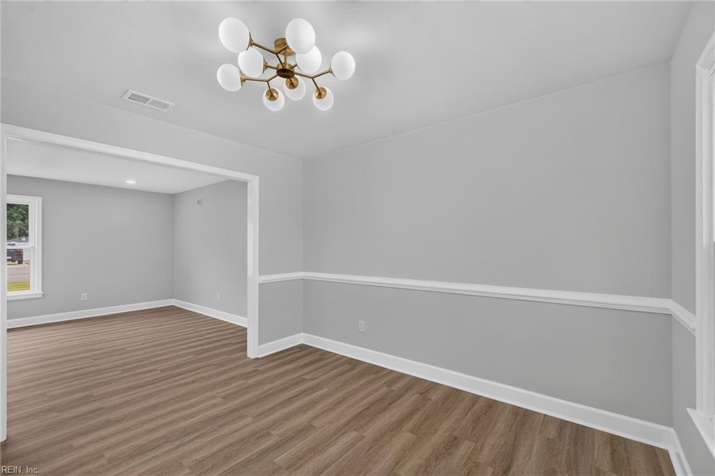 753 Helmsdale Way Way Property Photo 9