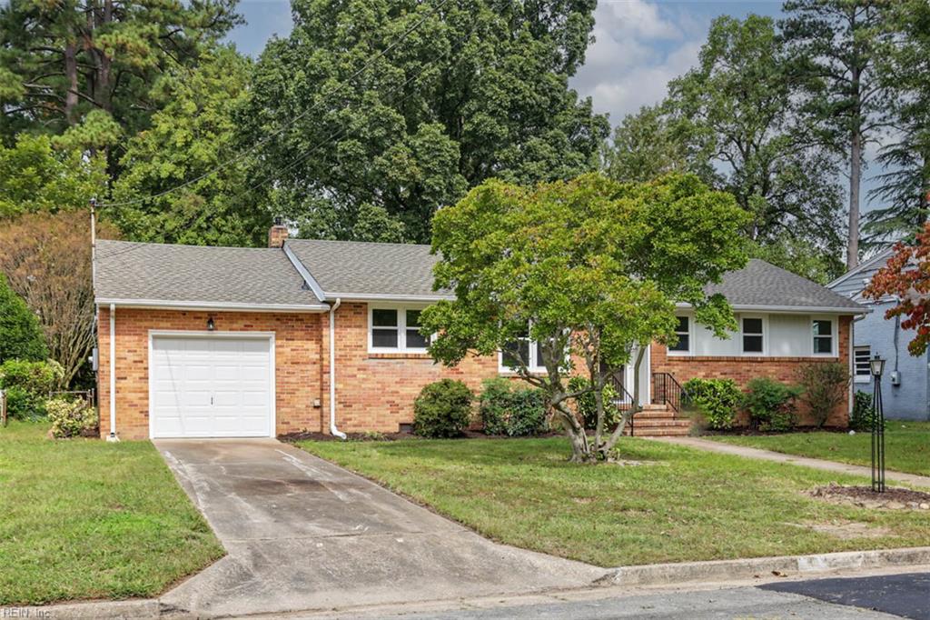 17 Carolyn DR Property Photo 1