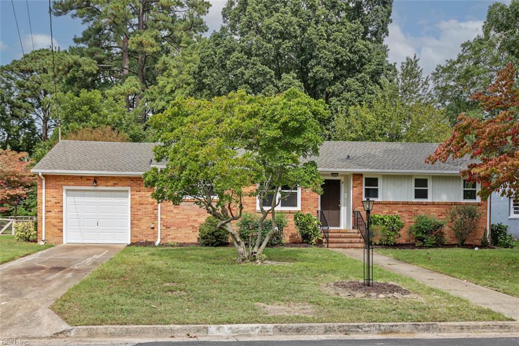 17 Carolyn Dr Property Photo 2