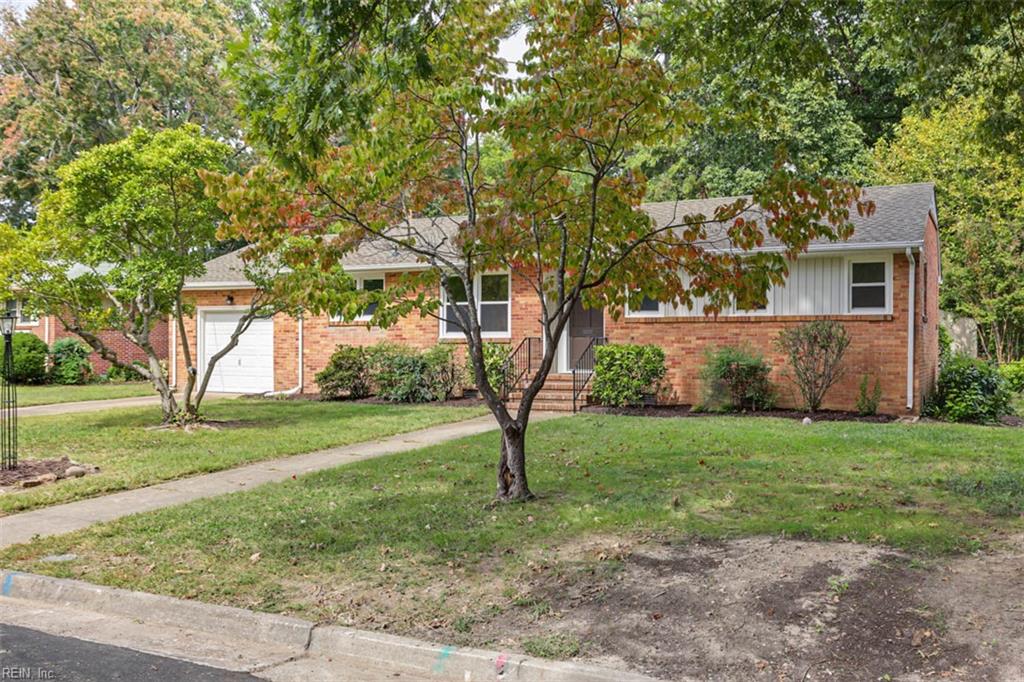 17 Carolyn Dr Property Photo 4