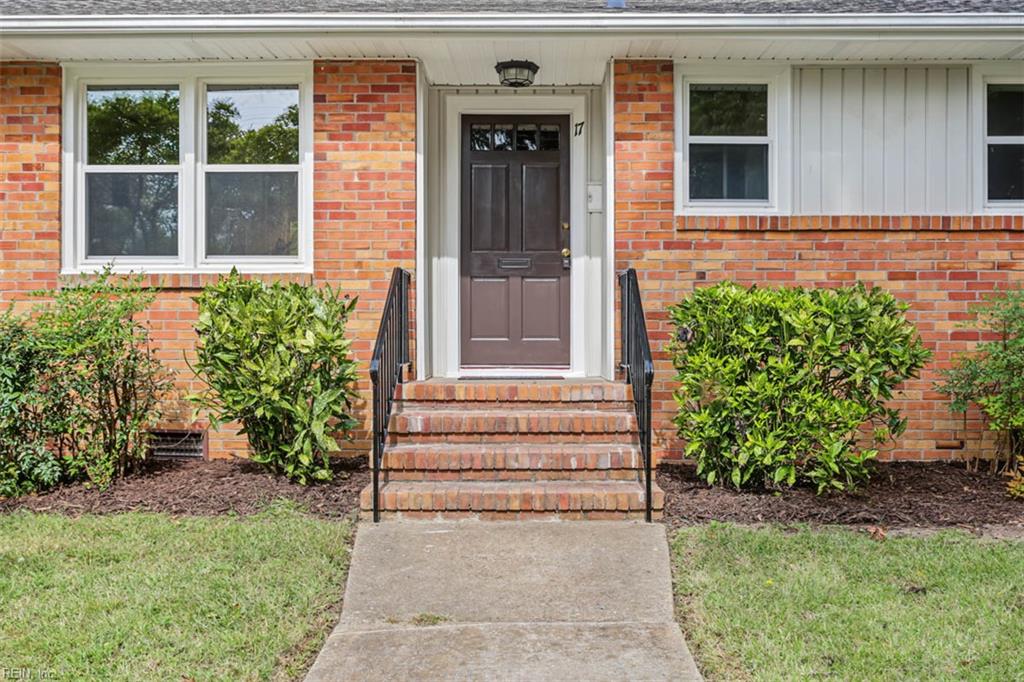 17 Carolyn Dr Property Photo 5