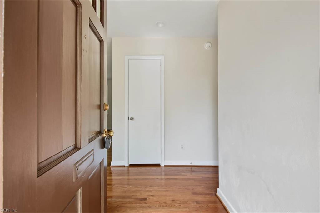 17 Carolyn Dr Property Photo 6