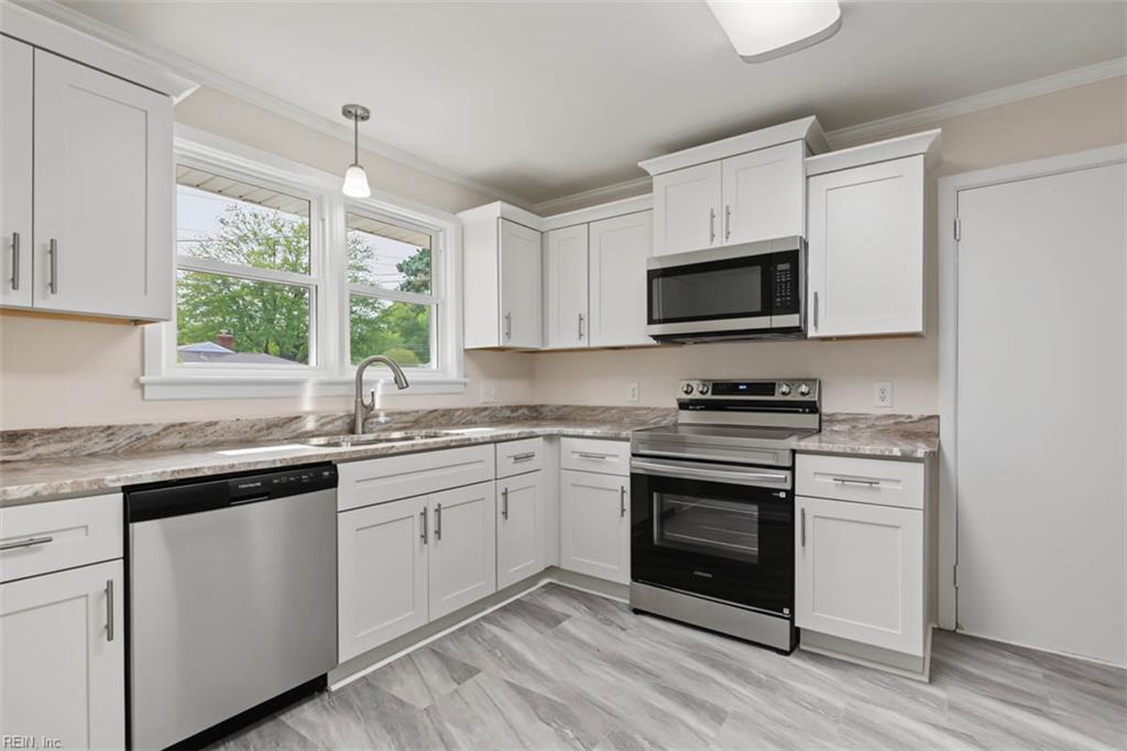 17 Carolyn Dr Property Photo 16