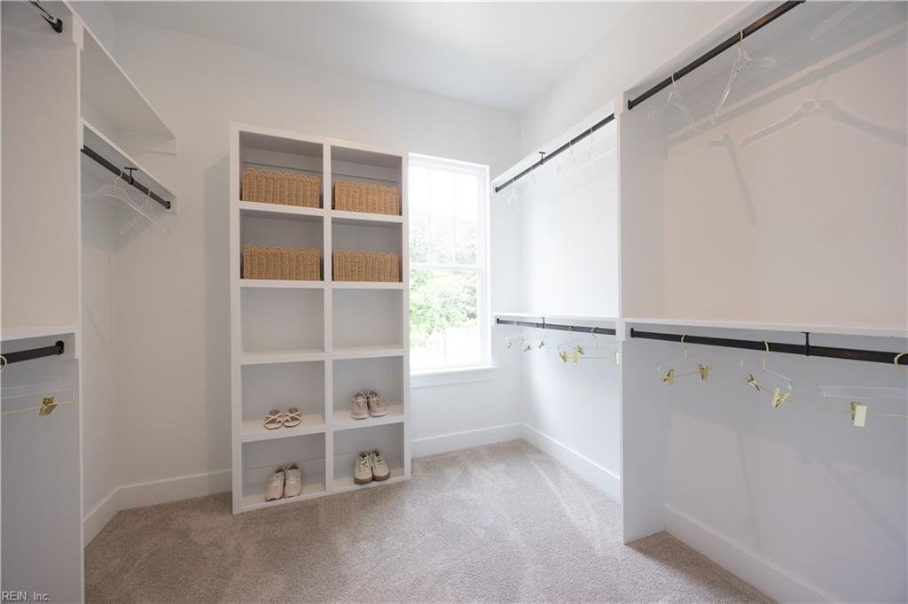 381 Scotland Lane Property Photo 17