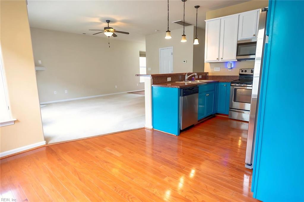 5309 Cottage Ct Property Photo 6