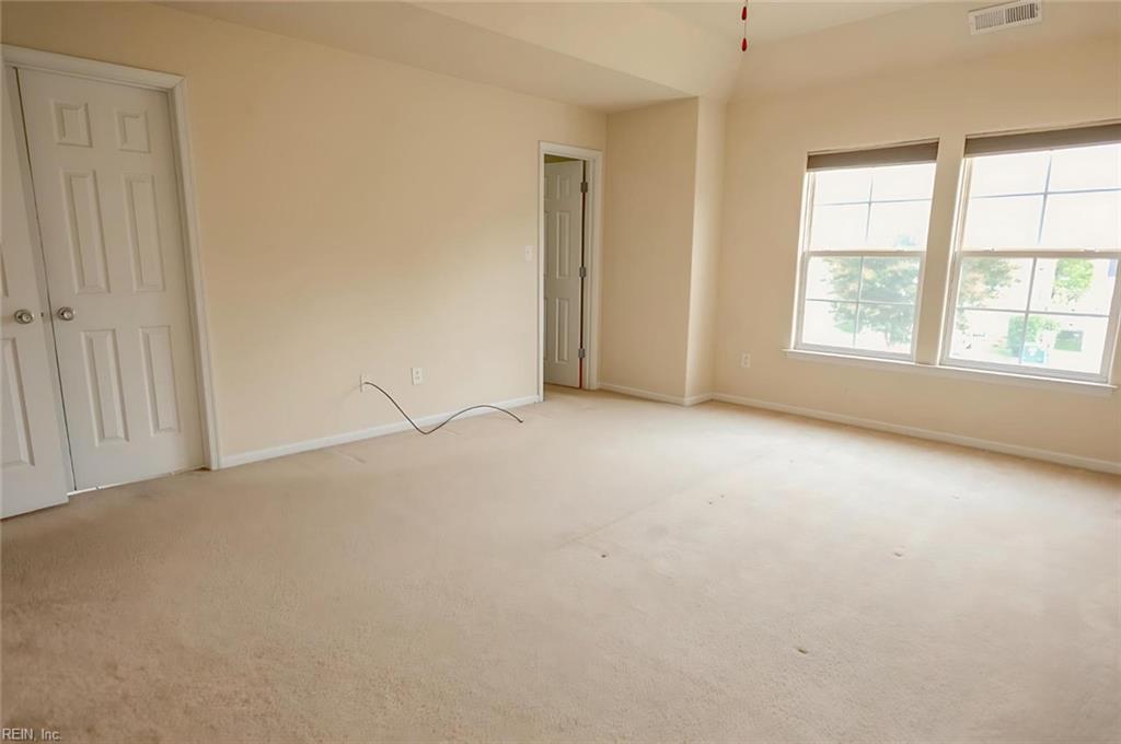 5309 Cottage Ct Property Photo 9