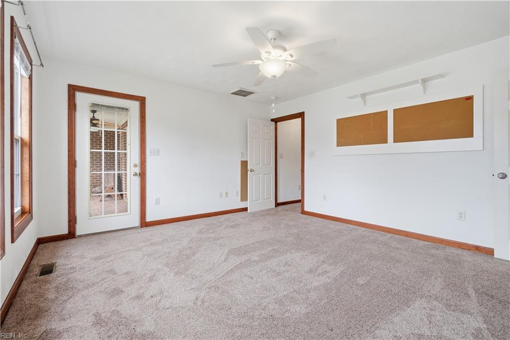 8 Randolph Dr Property Photo 17