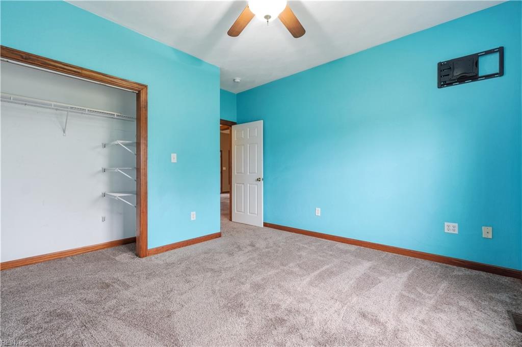 8 Randolph Dr Property Photo 23
