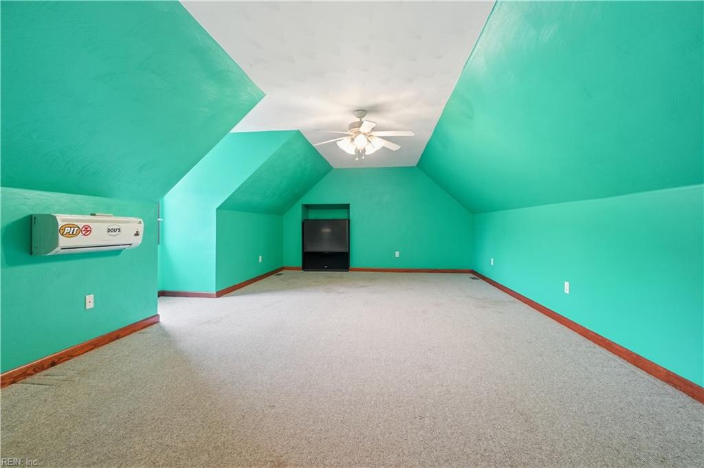 8 Randolph Dr Property Photo 35