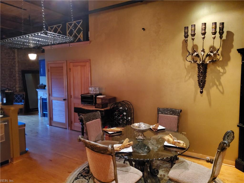 230 Tazewell St Property Photo 10