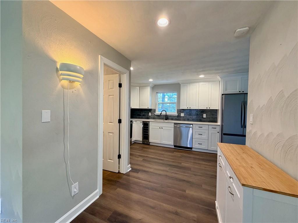 532 Lenox Ave Property Photo 8