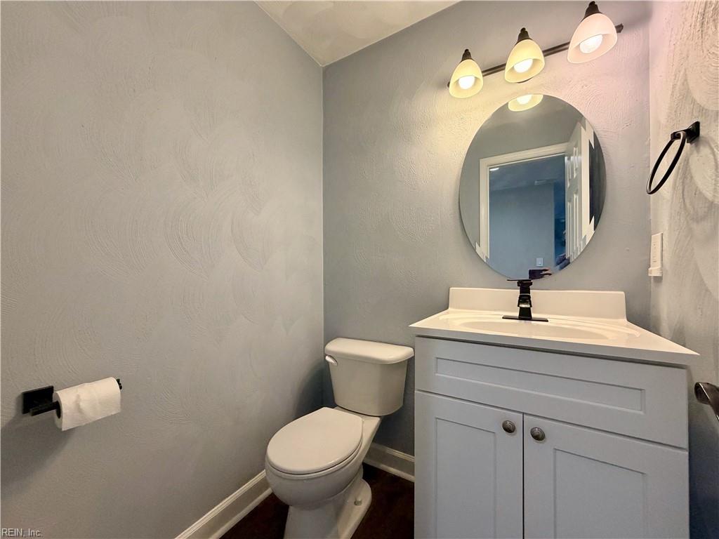 532 Lenox Ave Property Photo 9