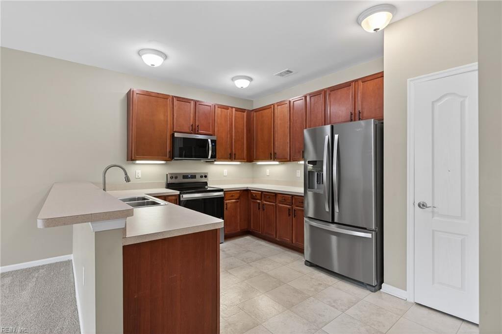5212 Nuthall Dr Property Photo 2