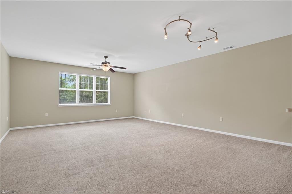 5212 Nuthall Dr Property Photo 8
