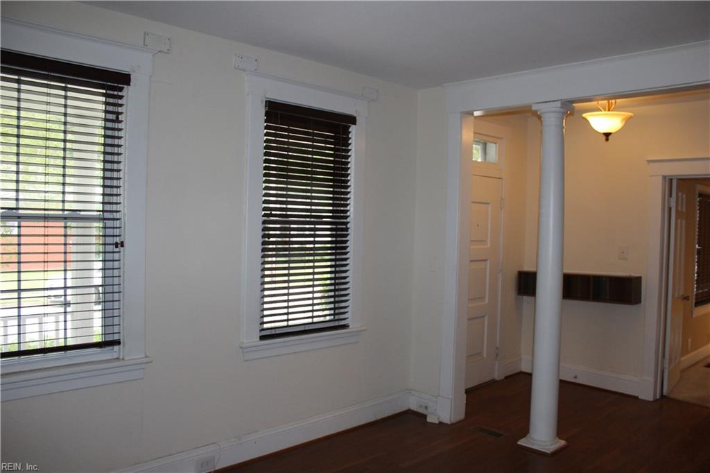 35 Taylor Ave Property Photo 5