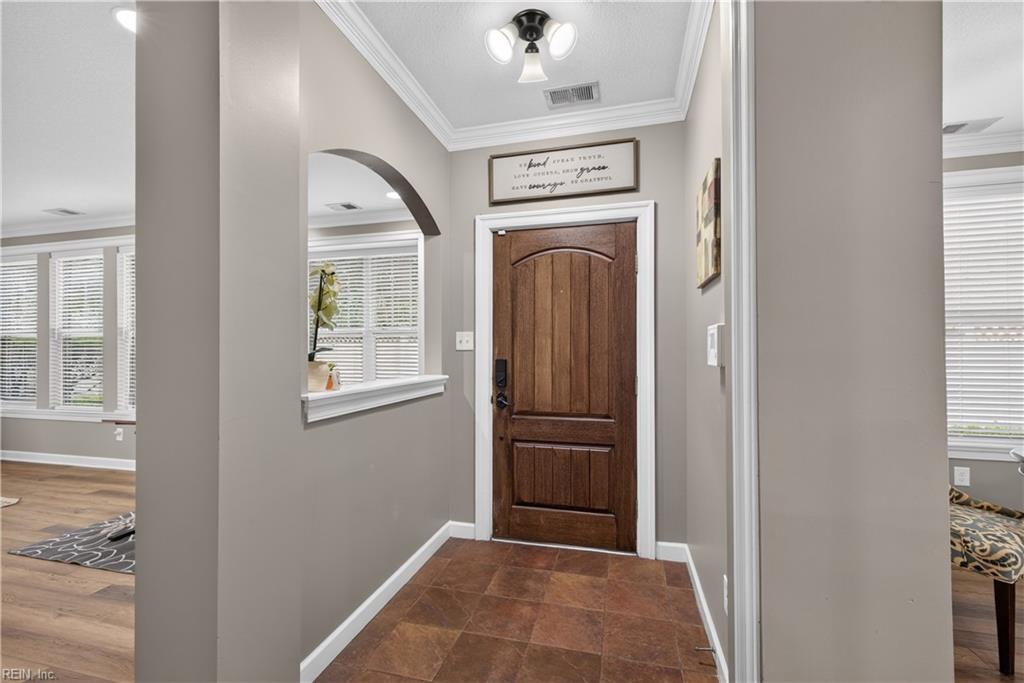 5589 Frog Pond Ln Property Photo 9