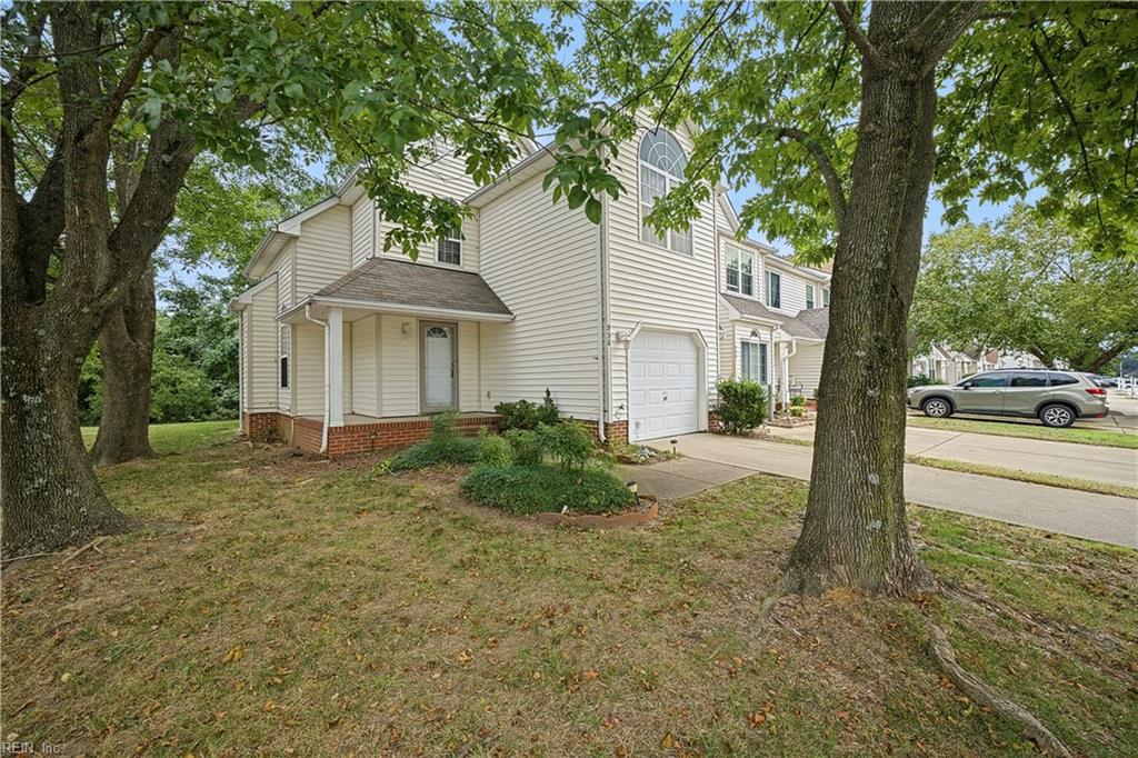956 Allendale Dr Property Photo 2