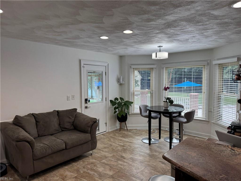 4109 Roenker Ln Property Photo 10