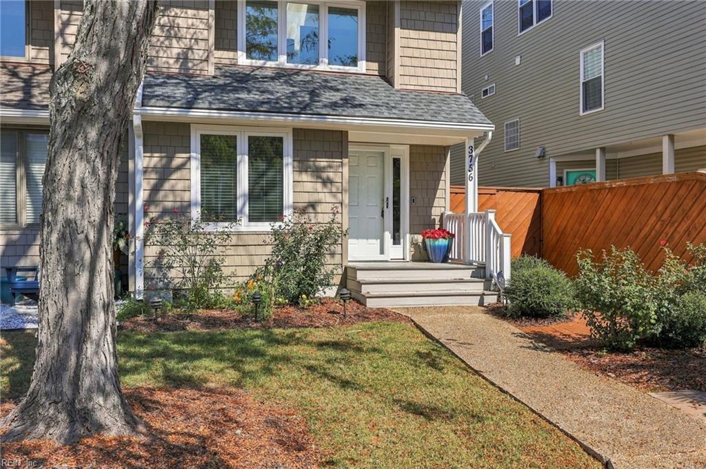 3756 Surry RD Property Photo 1